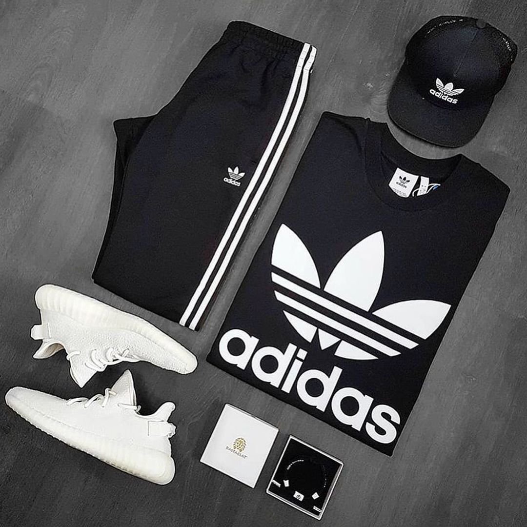 Adidas фирменный знак