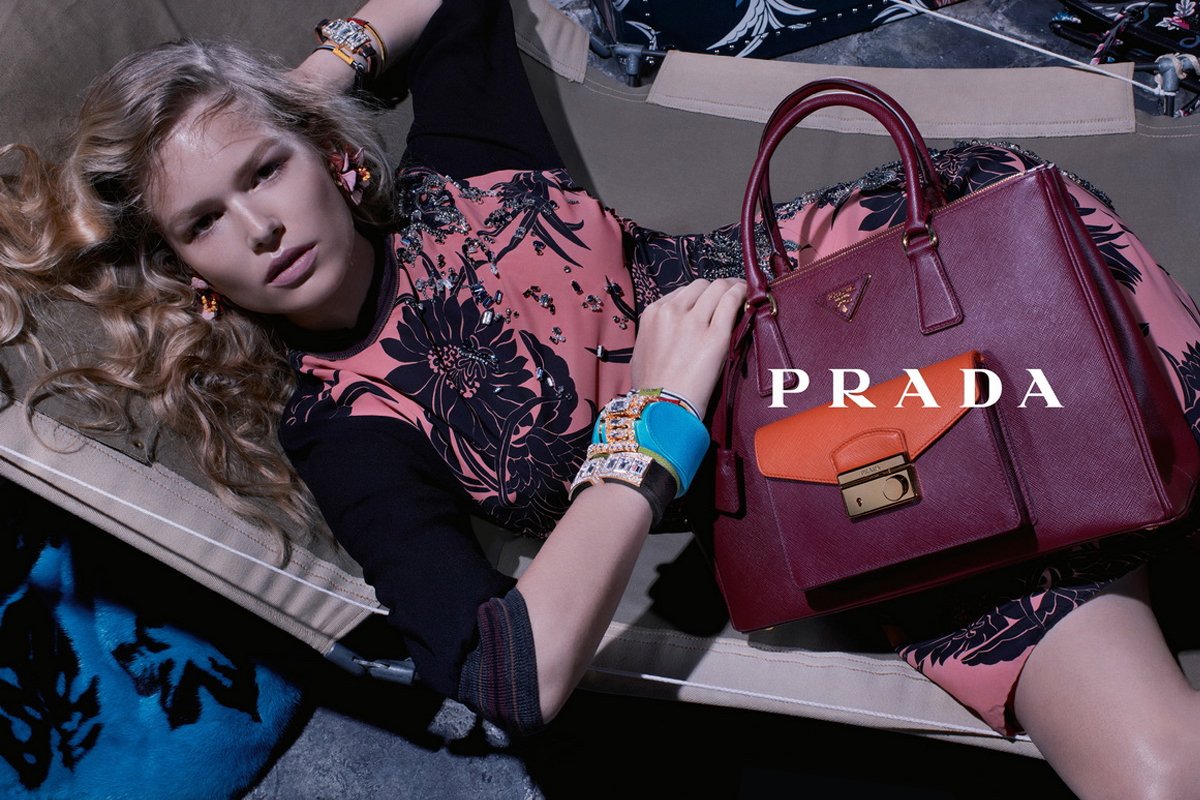 Рекламная кампания Prada