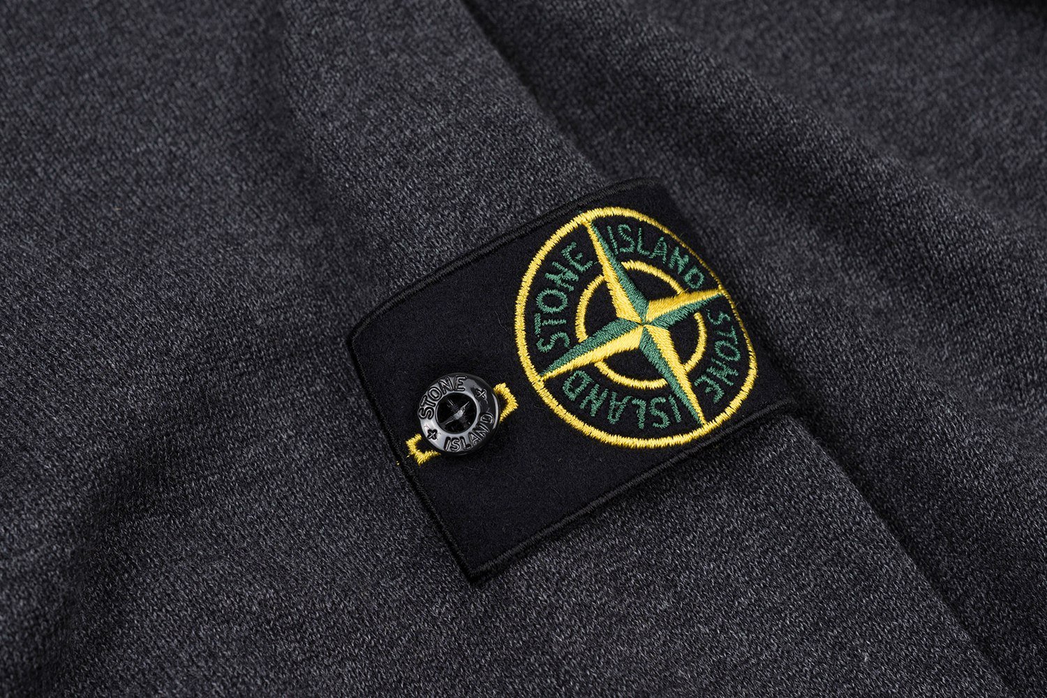 Что обозначает стоник. Шмотки Stone Island. Stone Island 1030. 71 Коллекция Stone Island. 67 Коллекция Stone Island.