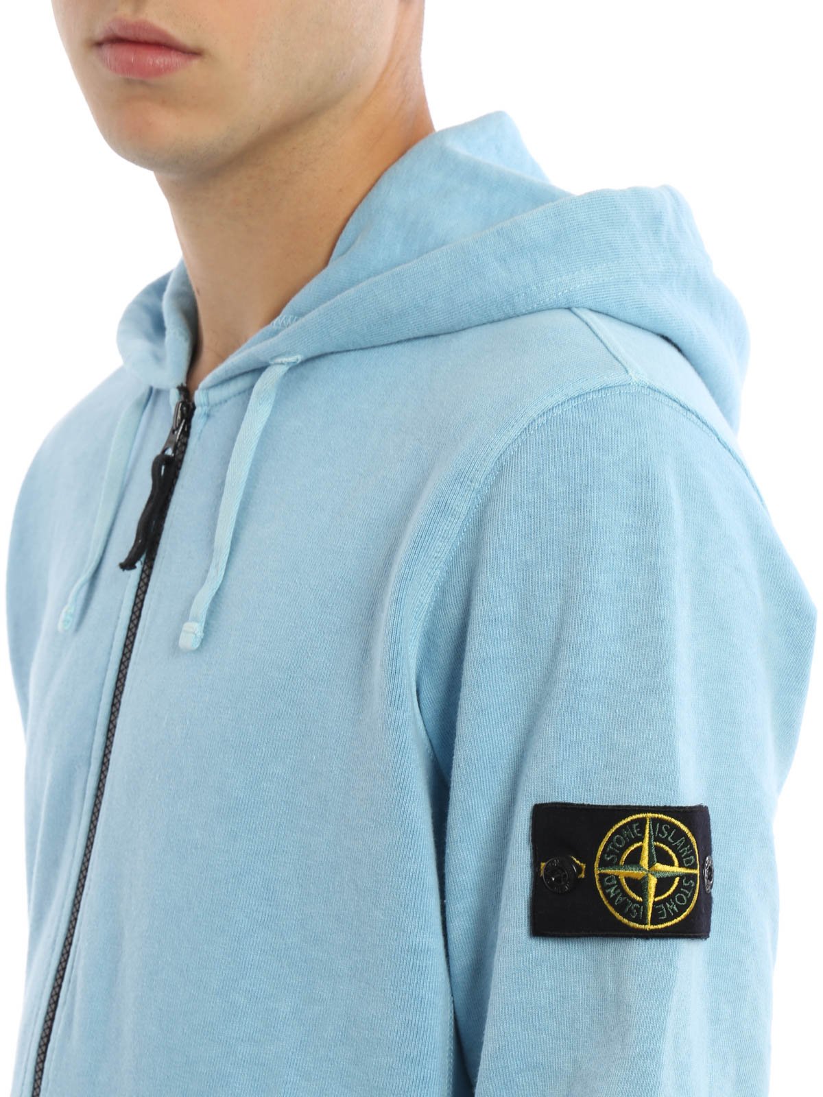 Фотки стон. Шерпа Stone Island. Бен в стон Айленд. Стон Исланд на аву. Stone Island Sweater babyblau.