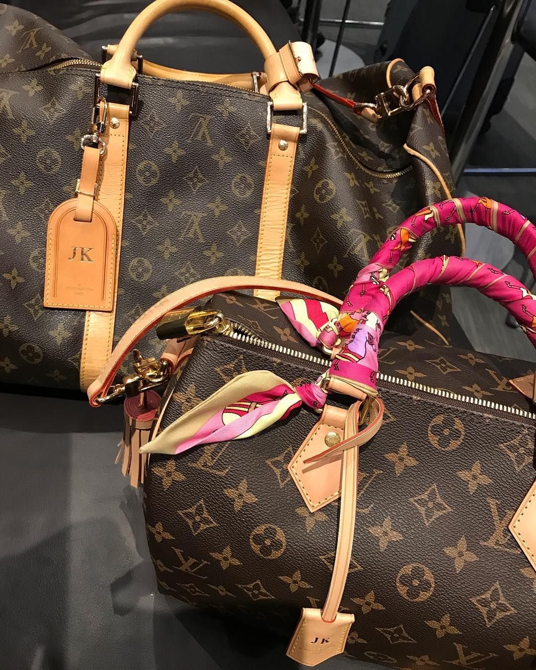 Твилли Louis Vuitton