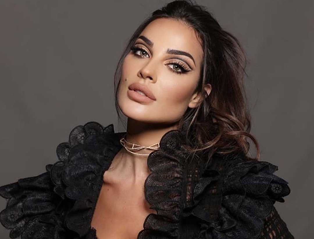 Nadine nassib njeim фото