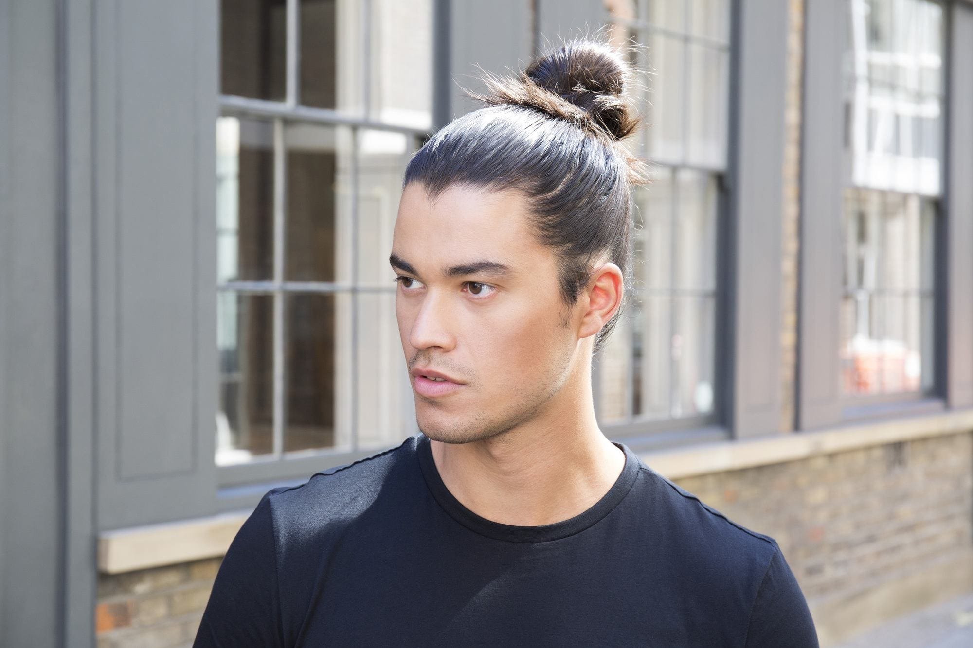 Андеркат man bun