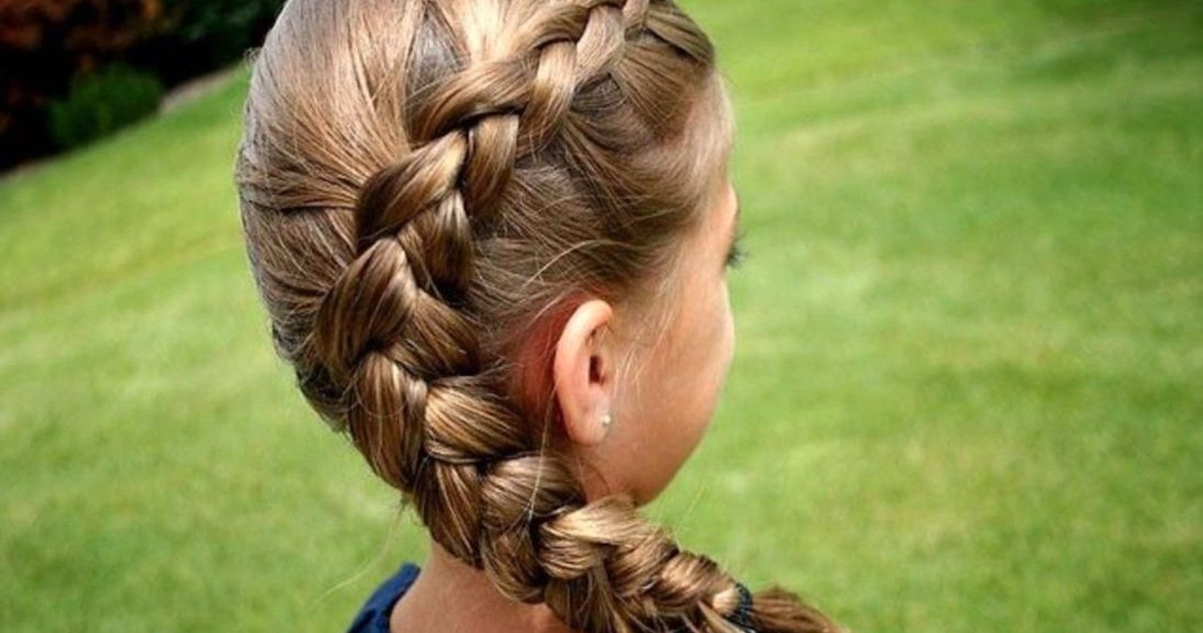 Прическа в школу 12 лет. Красивые причёски для девочек. Красивые прически с косичками для девочек. Плетение на длинные волосы для девочек. Прически с плетением для девочек.