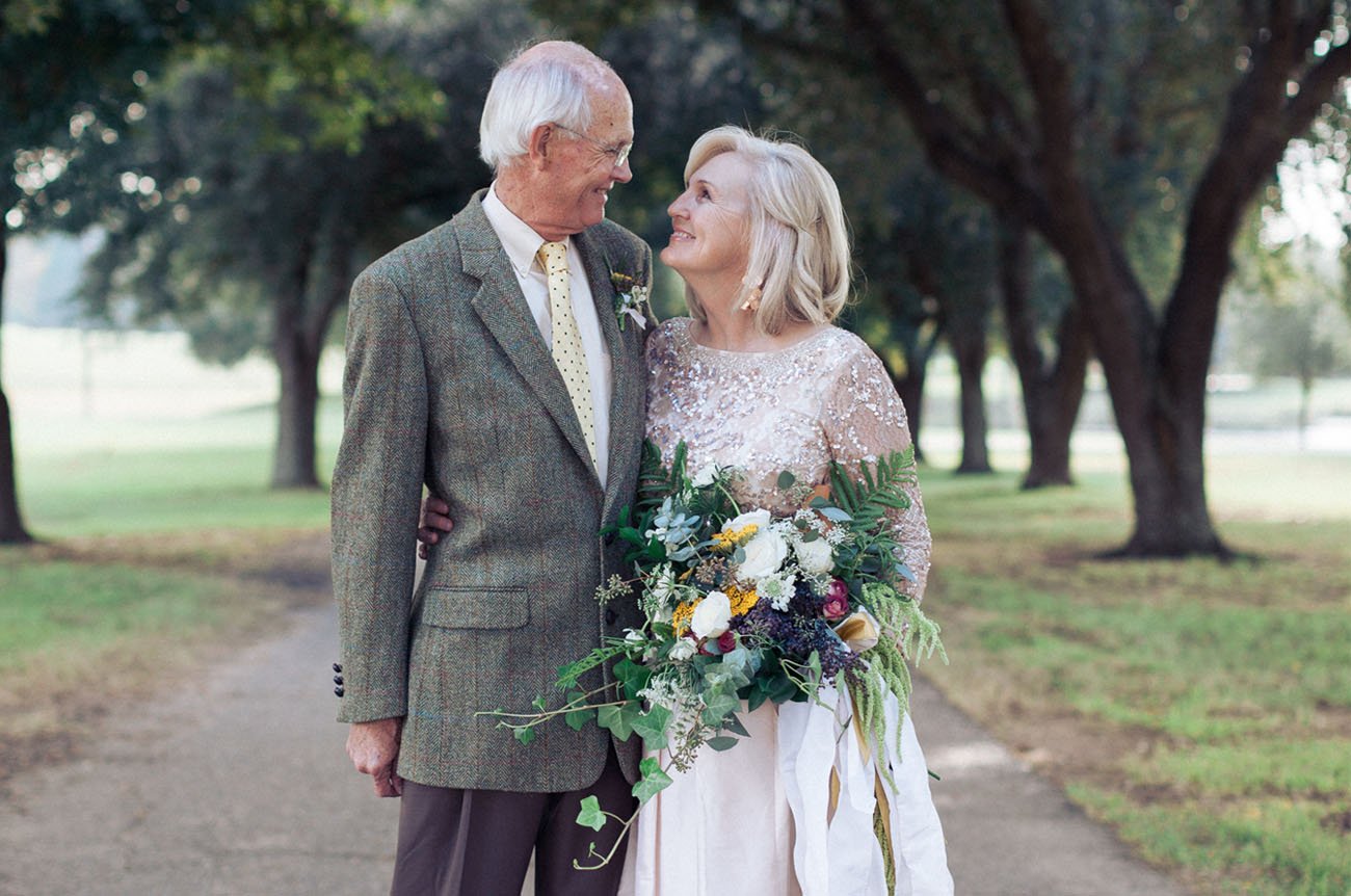 Внучка выходит замуж. Невеста в возрасте. Свадебные платья для пожилых. Свадебное платье для пожилой невесты. Свадьба взрослых людей.