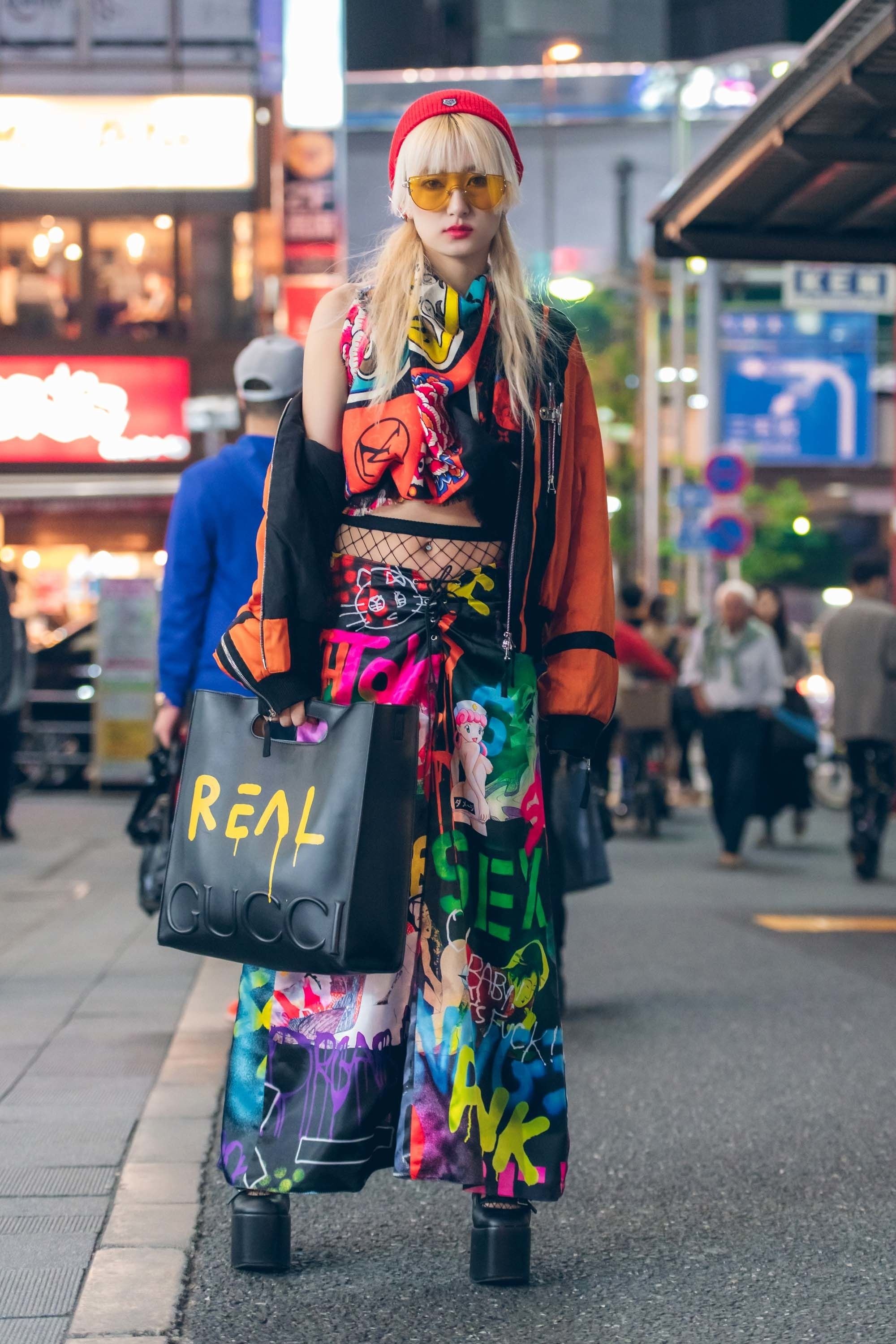 Токийские одежда. Стрит стайл в японском стиле. Стрит стайл Токио мода. Японский стрит стайл 2020. Харадзюку Токио.
