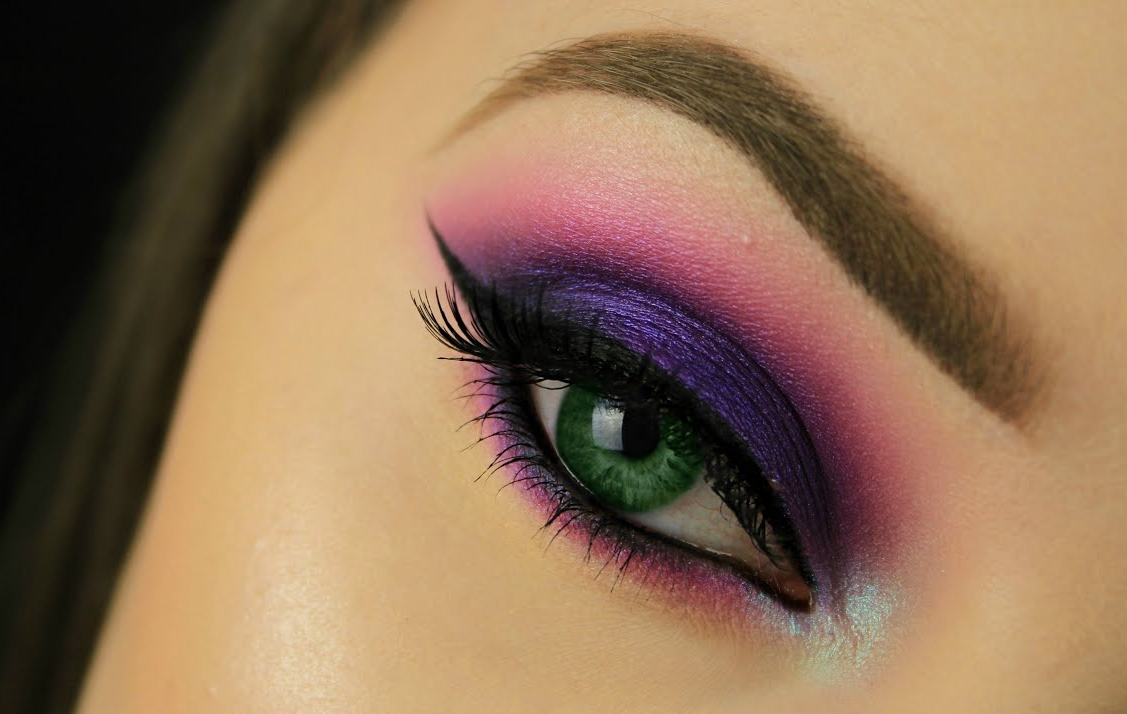Розово фиолетовый макияж. Макияж с сиреневыми тенями. Красивый макияж для зеленых глаз.
