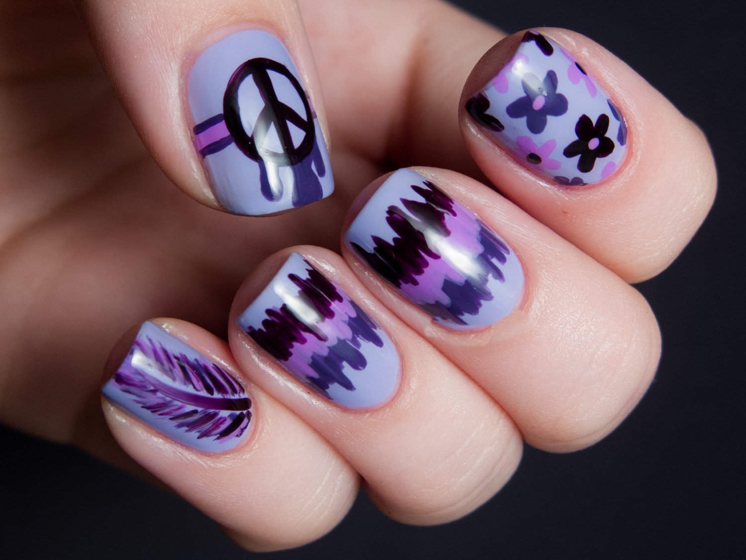 Nail art. Фиолетовый маникюр для подростков. Сиреневые ногти для подростка. Фиолетовые ногти для подростков. Маникюр для подростка сиреневый.