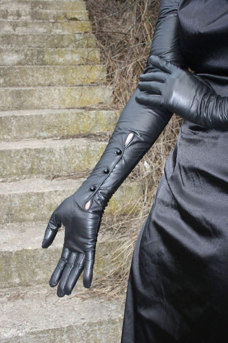Перчатки душит. Кэтрин Росс in Leather Gloves. Сан Хуан Leather Gloves. Перчатки кожаные женские Velars lw2-002 Black. Женщины в кожаных перчатках.