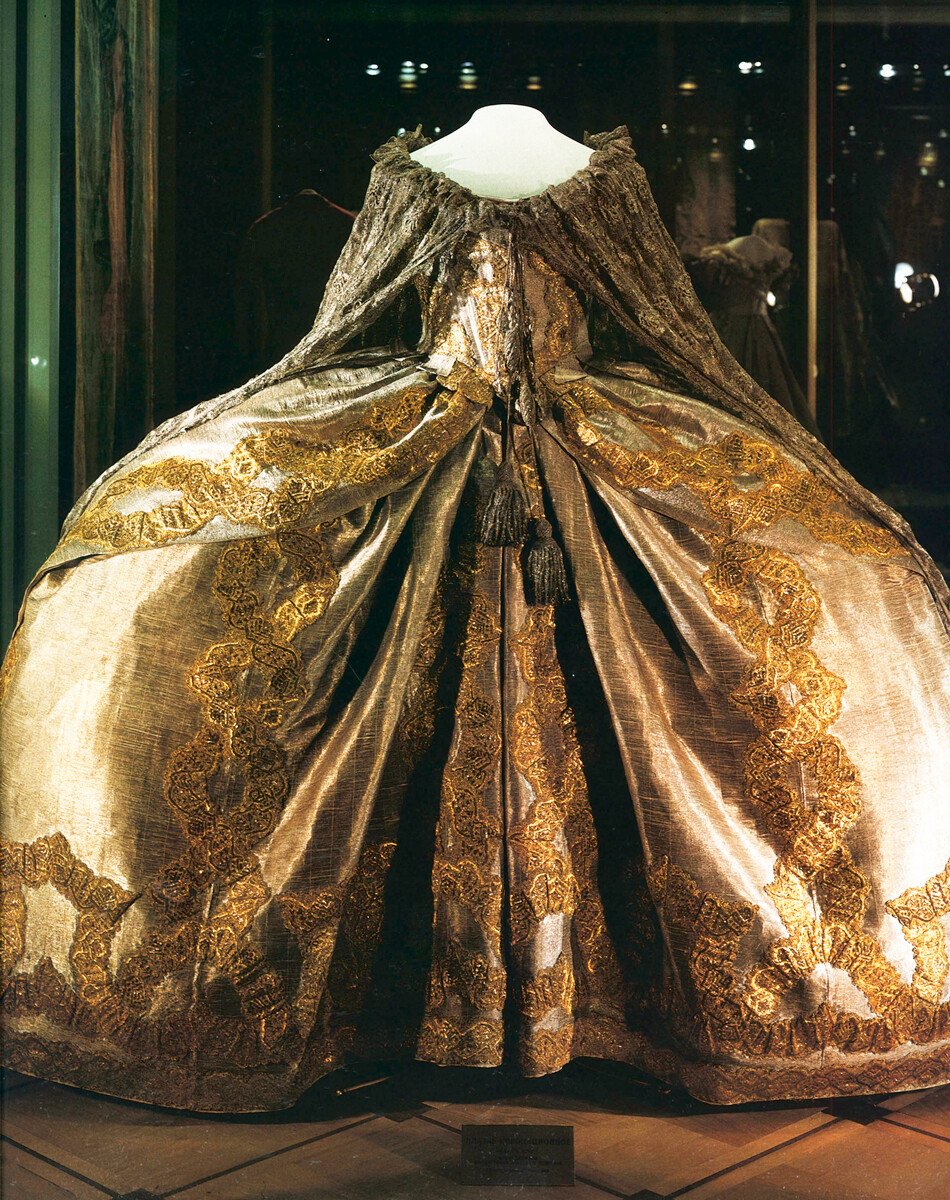 Коронационное платье Екатерины 2