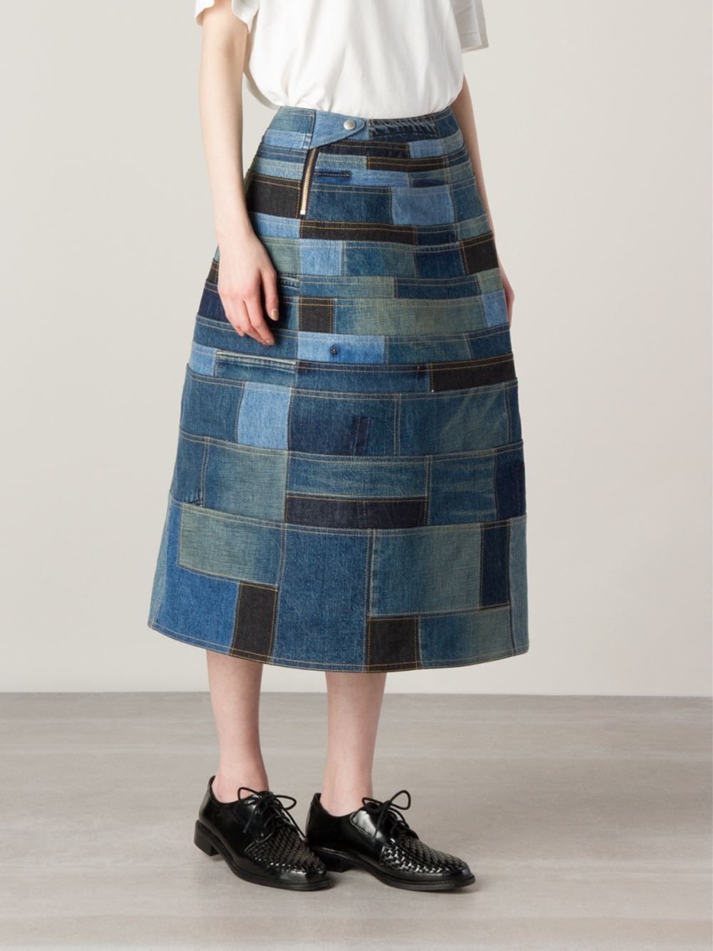 Юбка из джинсов. Junya watanabe skirt. Джинсовая юбка пэчворк. Джинсовые Лоскутные юбки. Юбка из джинсовых лоскутков.