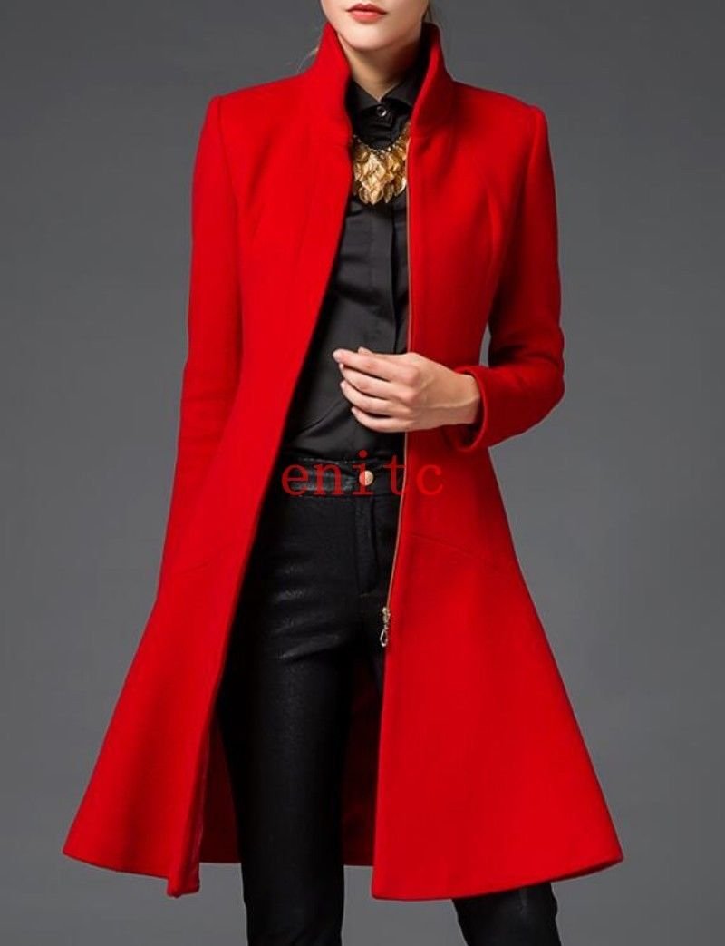 Красный удлиненный пиджак
