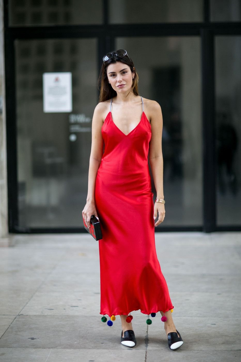 Красное платье комбинация