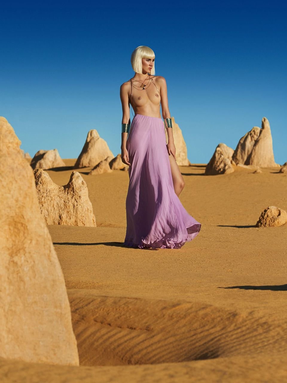 Платье для фото в пустыне