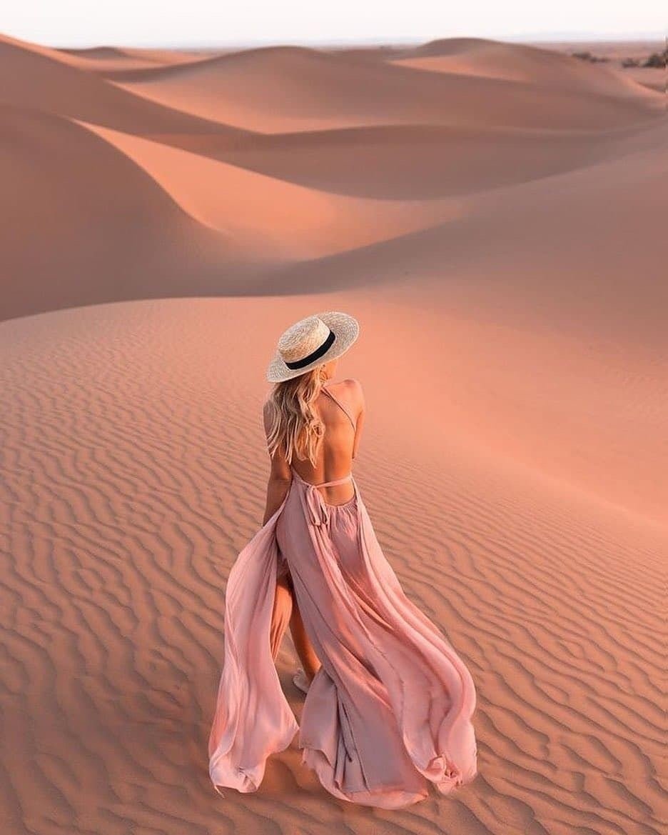 Платье для фото в пустыне