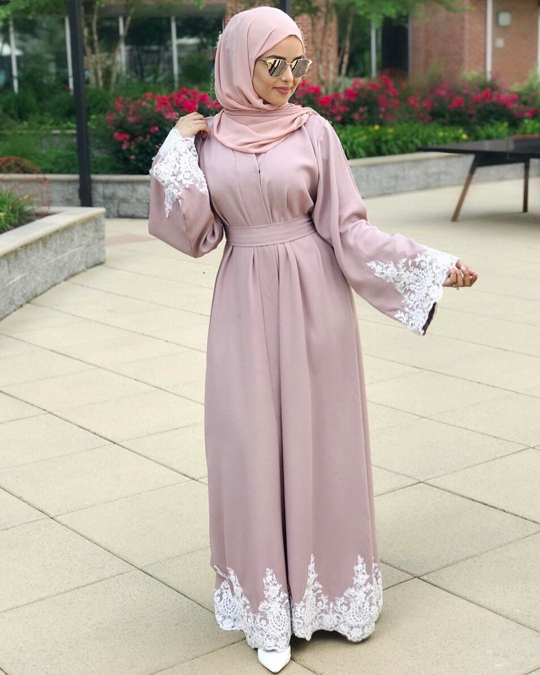 Мусульманская одежда для женщин. Hijab Style 2020 вечерние платья. Абая хиджаб фасонлар. Хиджаб Абая 2021 мода. Хиджаб Абая 2022.