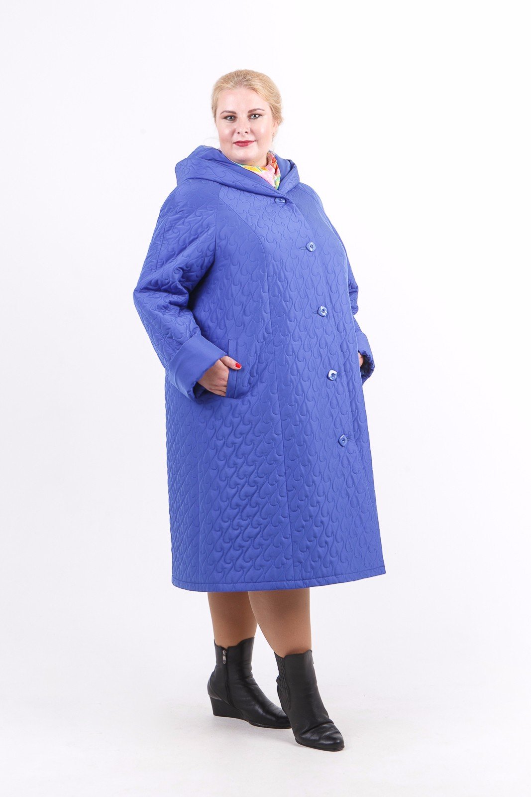 Женский зимнее пальто большого размера купить. Стеганные пальто Trevery. Стеганое пальто женское 66 размер макси. Зимнее пальто для полных женщин. Женские пальто большого размера.