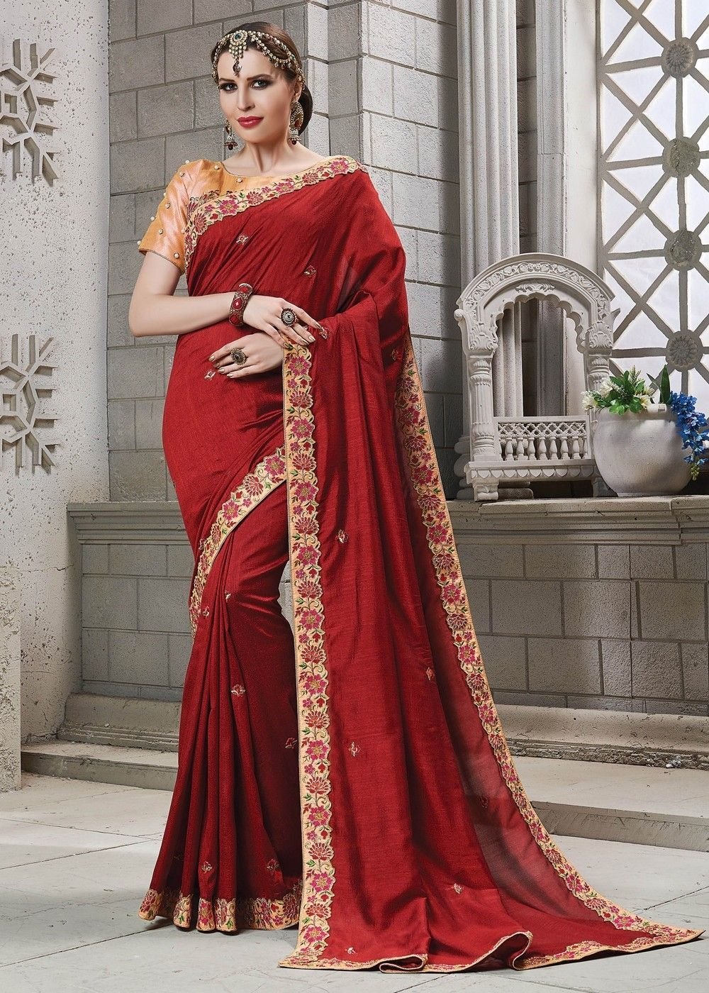 Слово сари. Индийское Сари. Индийское Сари красное. Индийские ткани для Сари. Сари Сарсина.
