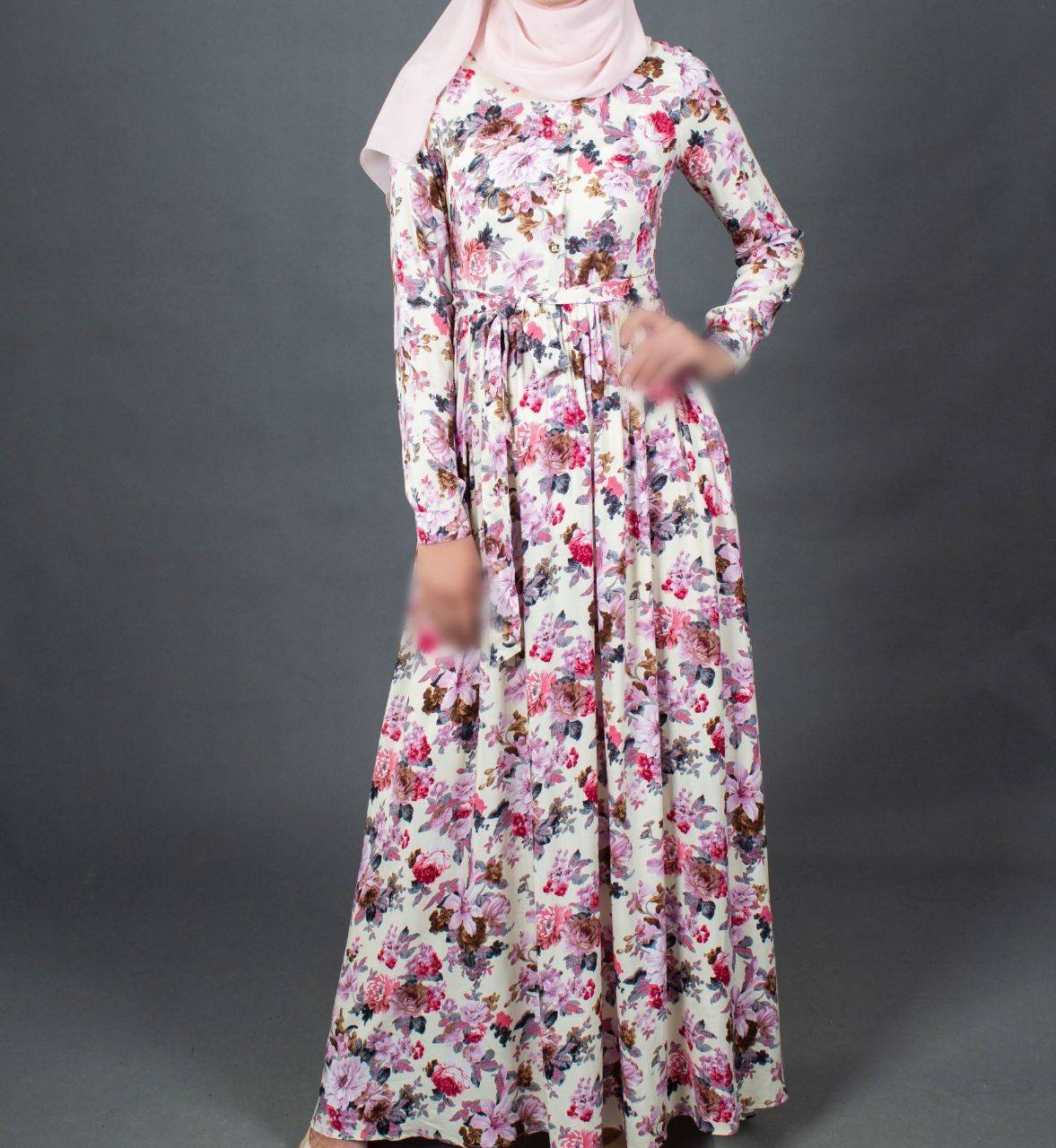 Одежда из киргизии интернет. Штапельные платья мусульманские. Летние мусульманские платья из штапеля. Мусульманские платья иштапил. Мусульманские платья штапель.