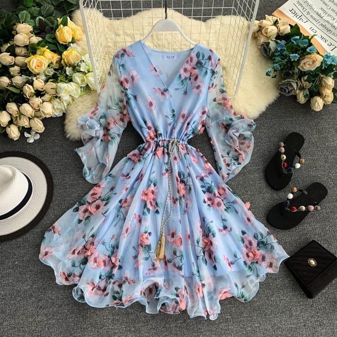 Шифоновое платье с цветочным