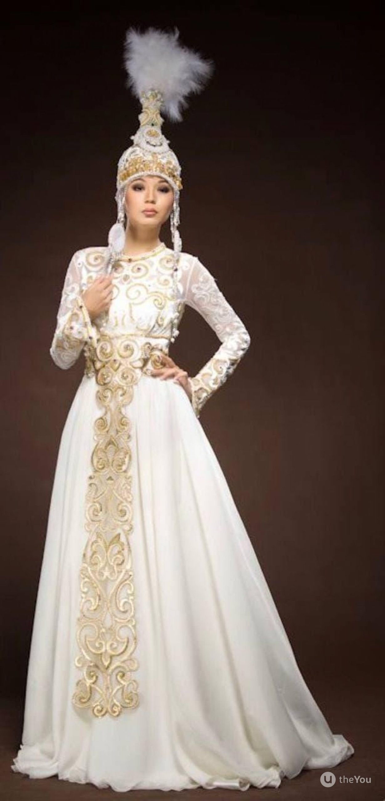 Традиционное казахское свадебное платье