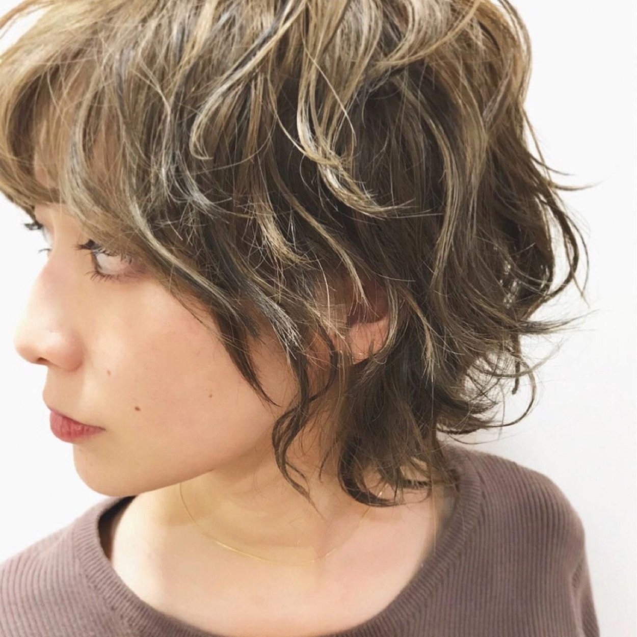 Millie Wavy hair