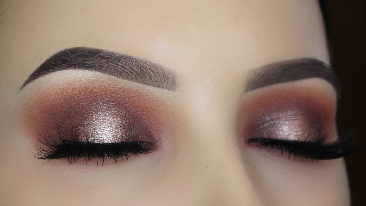 Eye smokey Silver Makeup