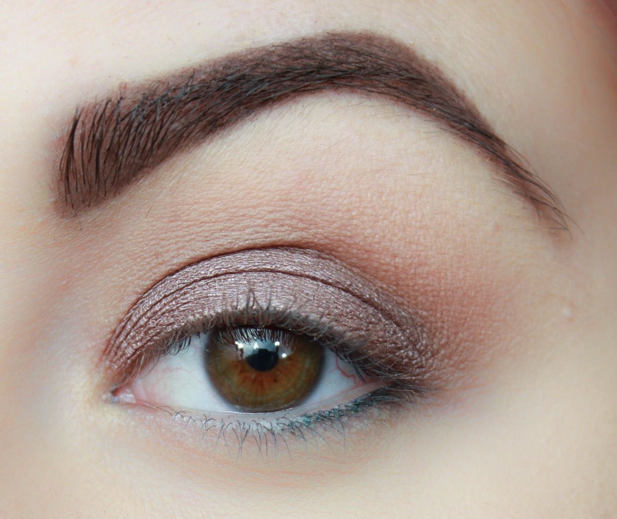 Mac Taupe Satin Eyeshadow