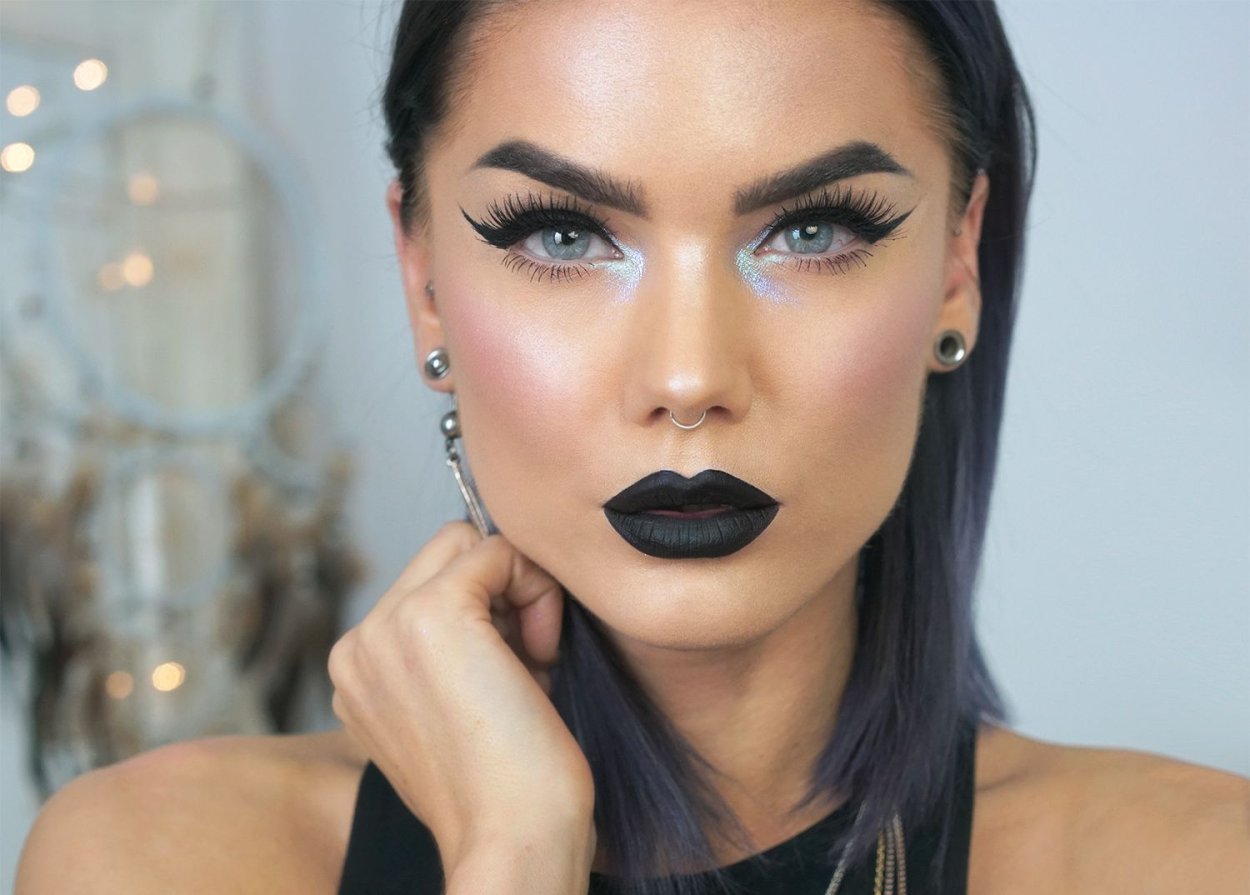 Linda Hallberg make up