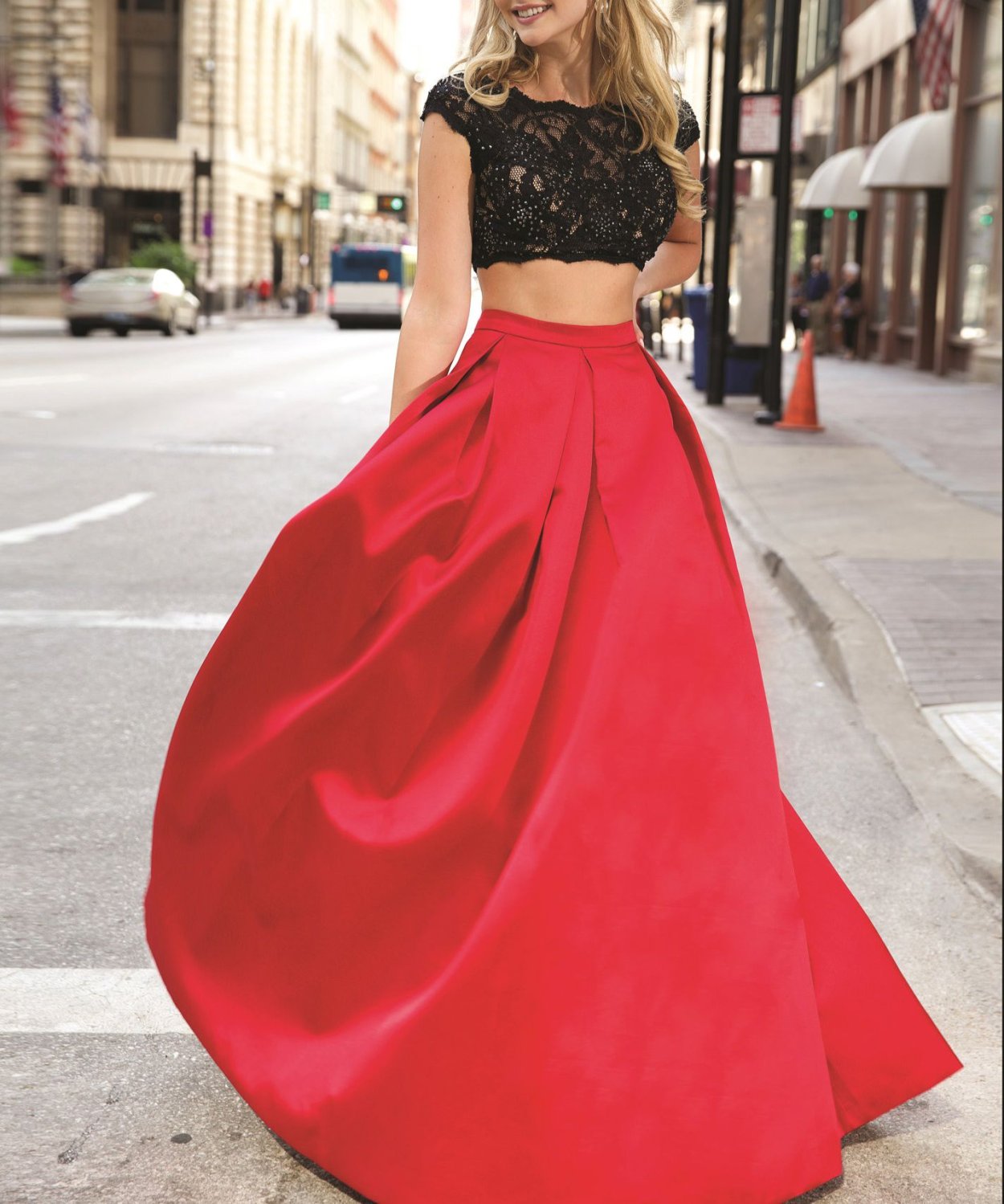 Красная юбка черный верх