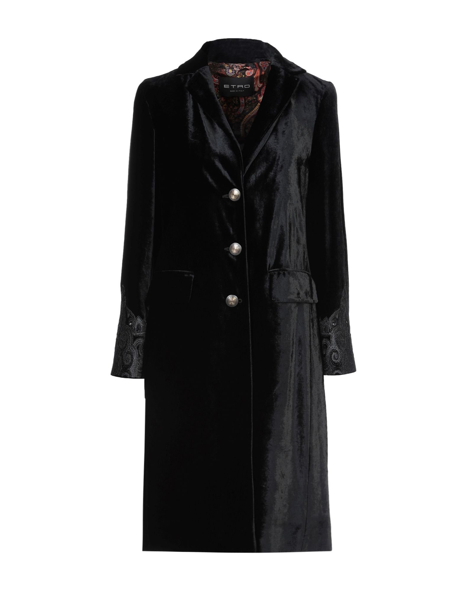 Черное бархатное пальто женское