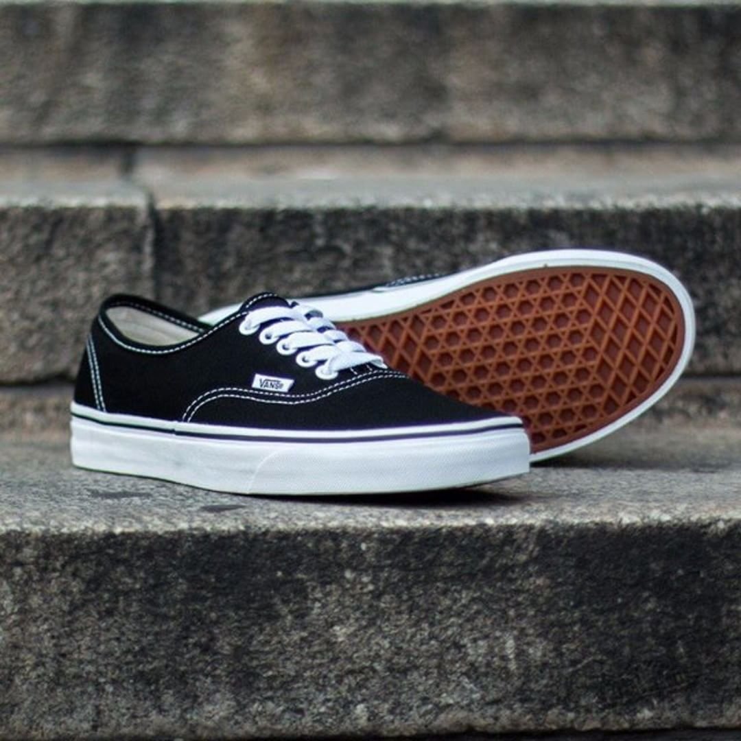 Е ванси. Vans tb4r кеды. Кеды Ванс t375. Райдер 883 кеды vans. Кеды vans authentic.