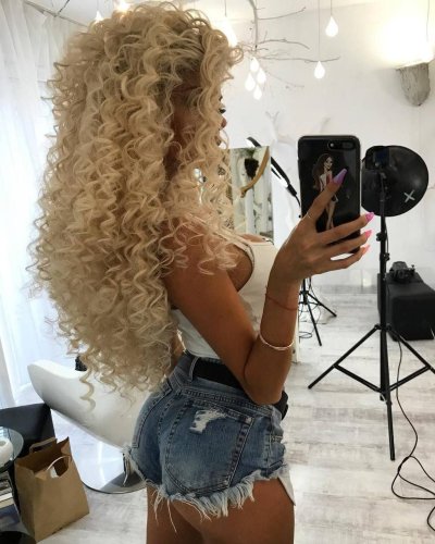 Кудрявые блондинки