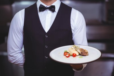 Прическа официанта