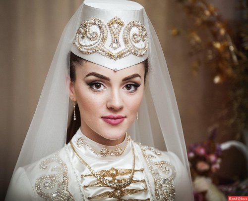 Осетинские свадебные платья